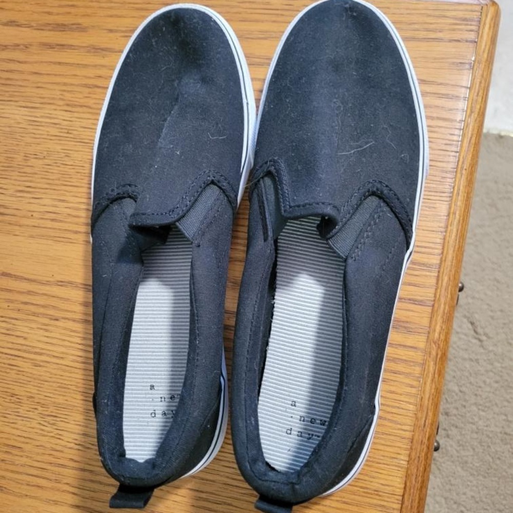 Mens slip on shoes